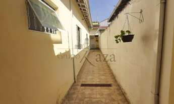 Imagem 7: Casa - Jardim Flórida - Jacareí - 2 Dormitórios - 110mt². Estuda Permuta