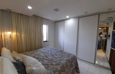 Imagem 2: Duplex para venda possui 200 metros quadrados com 4 quartos em Pitangueiras - Lauro de Fre