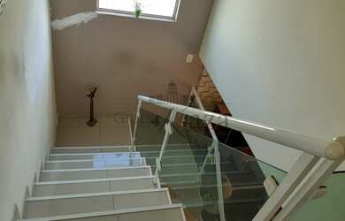 Imagem 3: Sobrado para venda com 124 metros quadrados com 2 quartos em Loteamento Villa Branca - Jac