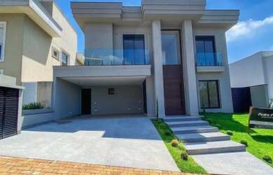 Imagem 6: Casa de condomínio para venda possui 364 metros quadrados com 4 quartos