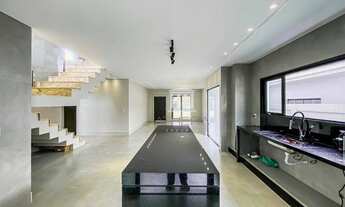 Imagem 5: Casa com 4 dormitórios à venda, 259 m² por R$ 1.600.000,00 - Albuquerque - Teresópolis/RJ