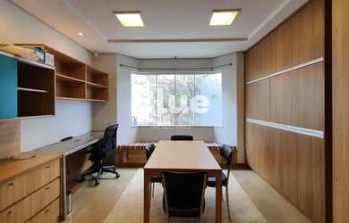 Imagem 6: Casa para Venda em Uberlândia, Cidade Jardim, 4 dormitórios, 4 suítes, 5 banheiros, 5 vaga