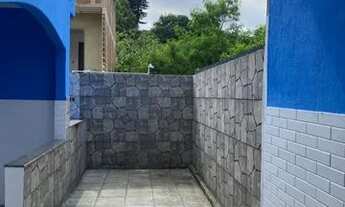 Imagem 5: Excelente casa com 2 quartos c suitees, um quarto com armtma com banheira, churrasqueira