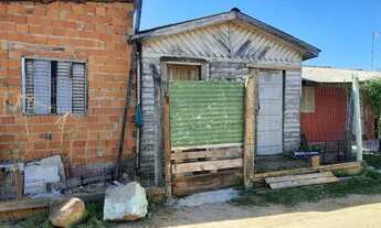 Imagem 2: CASA MISTA Casa com 1 dormitório