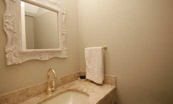 Imagem 7: Apto para aluguel possui 210 metros com 3 suítes e 3 vagas