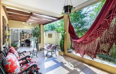 Imagem 7: Excelente casa de 4 dormitórios no bairro Menino Deus