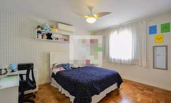 Imagem 6: Sobrado para aluguel e venda tem 215 metros quadrados com 4 quartos em Indianópolis - São