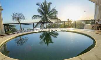 Imagem 2: Belíssima cobertura Duplex com piscina, frontal mar, na área mais cobiçado da praia da Bar