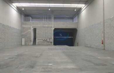 Imagem 2: Comercial industrial para alugar no bairro Piraporinha