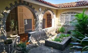 Imagem 4: Casa 3 quartos com piscina e churrasqueira