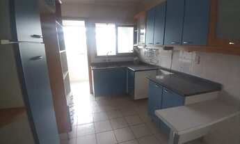 Imagem 5: Apartamento no centro, com 3(três) dormitórios sendo 1(um), sacada com churrasqueira