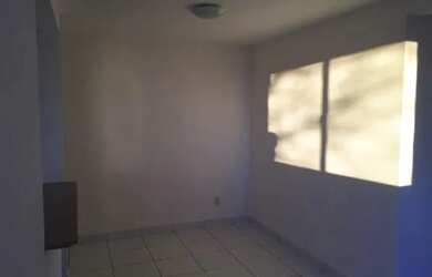 Imagem 7: Aluguel apartamento com 2 quartos, garagem, bairro Portão, a 1 quadra do shopping Ventura