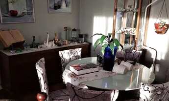 Imagem 2: Apartamento para venda possui 94 metros quadrados com 3 quartos em Canto - Florianópolis