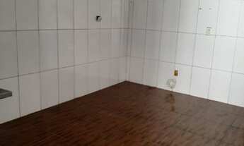 Imagem 7: Vende-se casa com primeiro andar