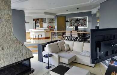 Imagem 3: Casa para Venda - 340m², 4 dormitórios, sendo 2 suites, 4 vagas - Teresópolis