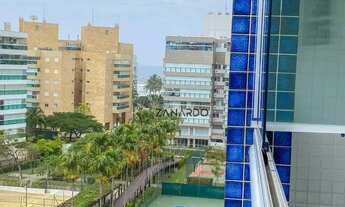 Imagem 3: Apartamento de alto padrão com Ofurô privativo, 4 dormitórios sendo 2 suítes à venda, 13