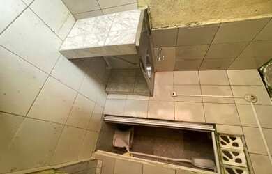 Imagem 5: Cs com um quarto e banheiro no baeta Neves