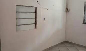 Imagem 3: Alugo boa casa de 1/4 bom localizada