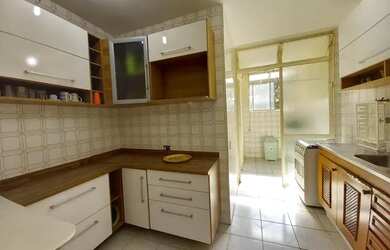 Imagem 3: Apartamento para aluguel com 75 metros quadrados com 3 quartos e 2 vagas de garagem