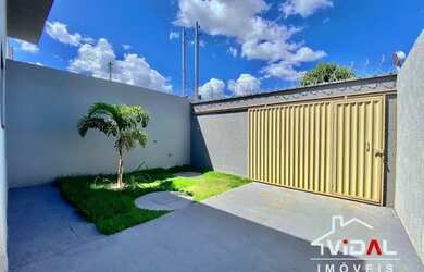 Imagem 2: Casa para venda possui 99 metros quadrados com 3 quartos em Vila Galvão - Senador Canedo