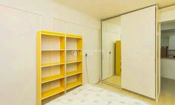 Imagem 2: Imóvel para aluguel possui 32 metros quadrados com 1 quarto em Centro Histórico - Porto Al