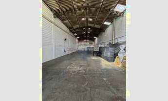 Imagem 6: Galpão com 420m² para alugar por R$ 9.000,00/mês - Jardim Alvinópolis - Atibaia-SP