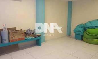 Imagem: Casa de rua Duplex / Residencial / Laranjeiras