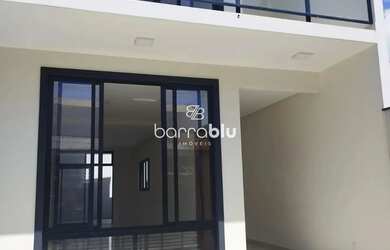 Imagem 4: Sobrado com 03 suítes no centro de Barra Velha - SC