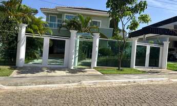 Imagem 2: Lindo sobrado cercado de verde em condomínio fechado, pronta para mudar