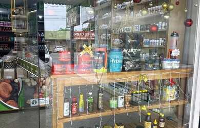 Imagem 4: Loja de produtos naturais a venda no parque Atheneu