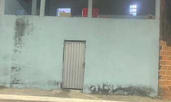 Imagem 12: Casa aconchegante com varanda e quintal