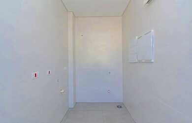 Imagem 5: Casa Townhouse à venda com 3 suítes, Mercês, Curitiba, PR