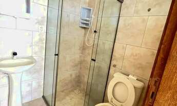 Imagem 2: S - Alphaville 2 qts 1 suite, nascente, bem arejado varanda rodando o apto, tod em porcela