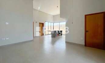 Imagem 4: Casa Nova no Condomínio Bella Vittá: Sofisticação e Segurança em Um Só Lugar