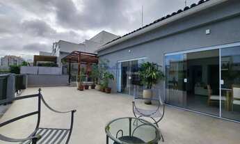 Imagem 3: Cobertura linear, sol da manhã 317m², totalmente reformada,na segunda quadra da praia