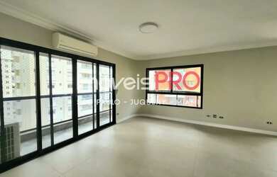 Imagem 2: Apartamento reformado a venda em Moema com 170m2, 3 suites, 3 vagas em condominio com laze