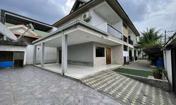 Imagem: ALUGUEL / VENDA Casa 4 Quartos em Santa