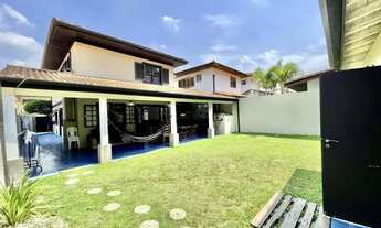 Imagem 4: Casa à venda em Cotia, São Paulo ll - Granja Viana, com 4 quartos, com 250 m², Condomínio