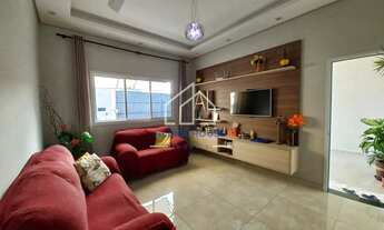 Imagem 2: Sobrado à venda, 3 dormitórios sendo 1 suíte - Flamboyant, Pindamonhangaba, SP