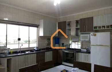 Imagem: Casa com 4 dormitórios à venda, 230 m²