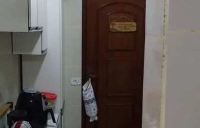 Imagem 7: Apartamento reformado todo em porcelanato e móveis planejados