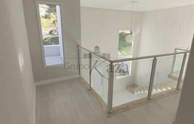 Imagem 4: Casa Condomínio - Condomínio Residencial Vale dos Lagos - Jacareí - 300m² - 4 Dormitórios