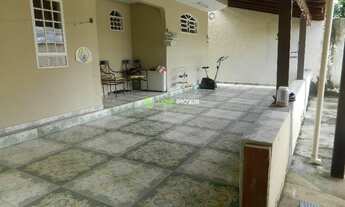 Imagem 1: Loop Imóveis vende excelente casa no Condomínio Vale dos Pinheiros em Sobradinho