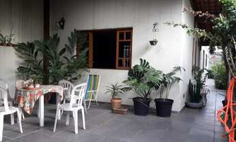 Imagem: Sobrado para venda possui 230 metros quadrados