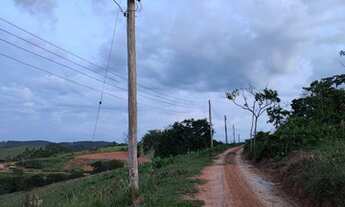 Imagem 2: 32Lote/Terreno para venda com 600 metros quadrados com 1 quarto em Centro - Igaratá - SP