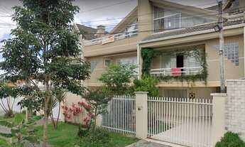 Imagem 2: Sobrado com excelente acabamento à venda, 3 quartos sendo uma suíte, 3 vagas de garagem, 2