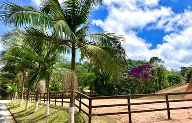 Imagem 5: Área comercial, residencial em Santa Teresa, na entrada do Circuito Caravaggio