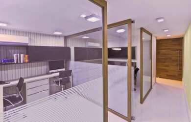 Imagem 5: Sala comercial/escritório dublex-70m²/Toda reformada/Alto padrão/Excelente localização/Opo