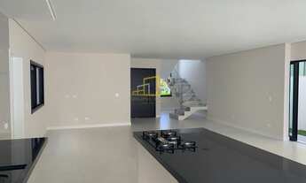 Imagem 6: Casa para venda possui 254 metros quadrados com 4 quartos em Urbanova VII - São José dos C