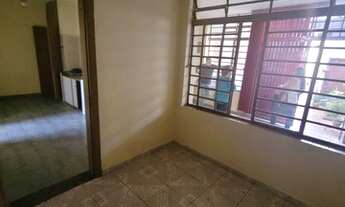 Imagem 7: Casa térrea, 01 vaga, quintal compartilhado, agua e luz separado, próximo ao metro V. Mati